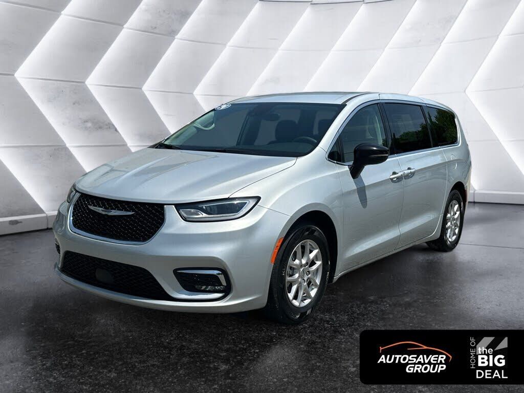 2024 CHRYSLER Pacifica