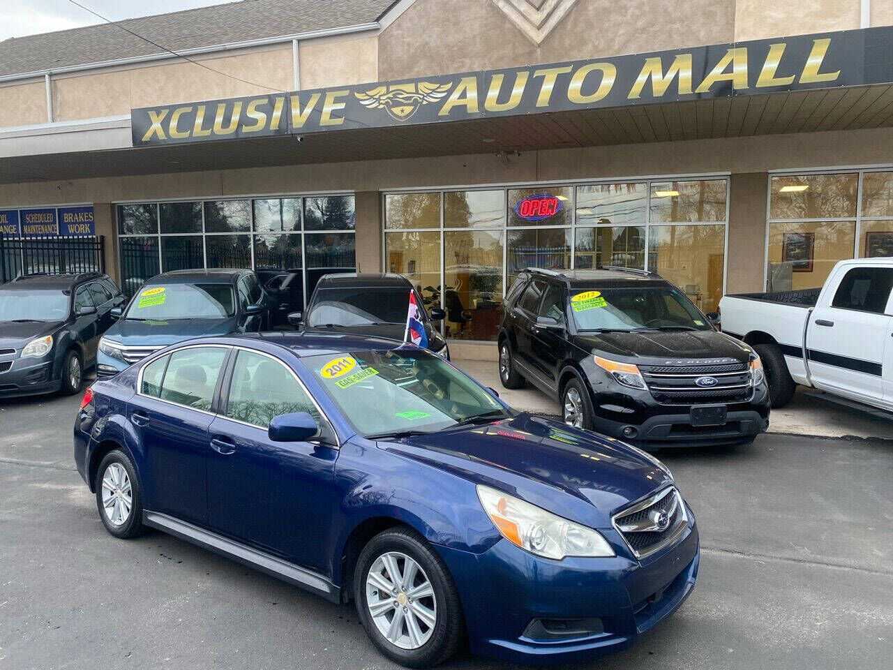 2011 SUBARU Legacy