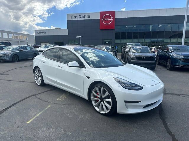 2018 TESLA Model 3