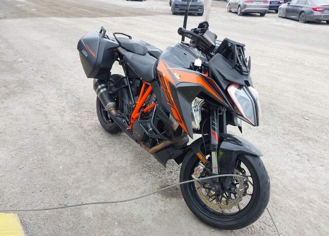 2019 KTM Super Duke GT