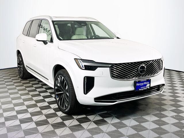 2026 VOLVO XC90