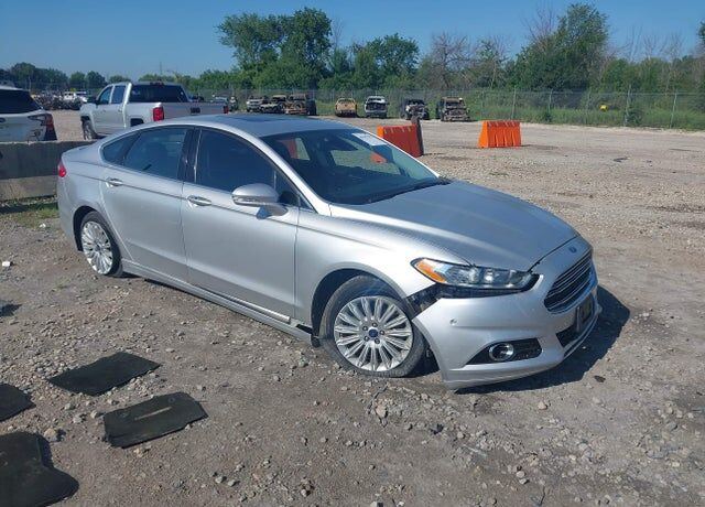 2013 FORD Fusion