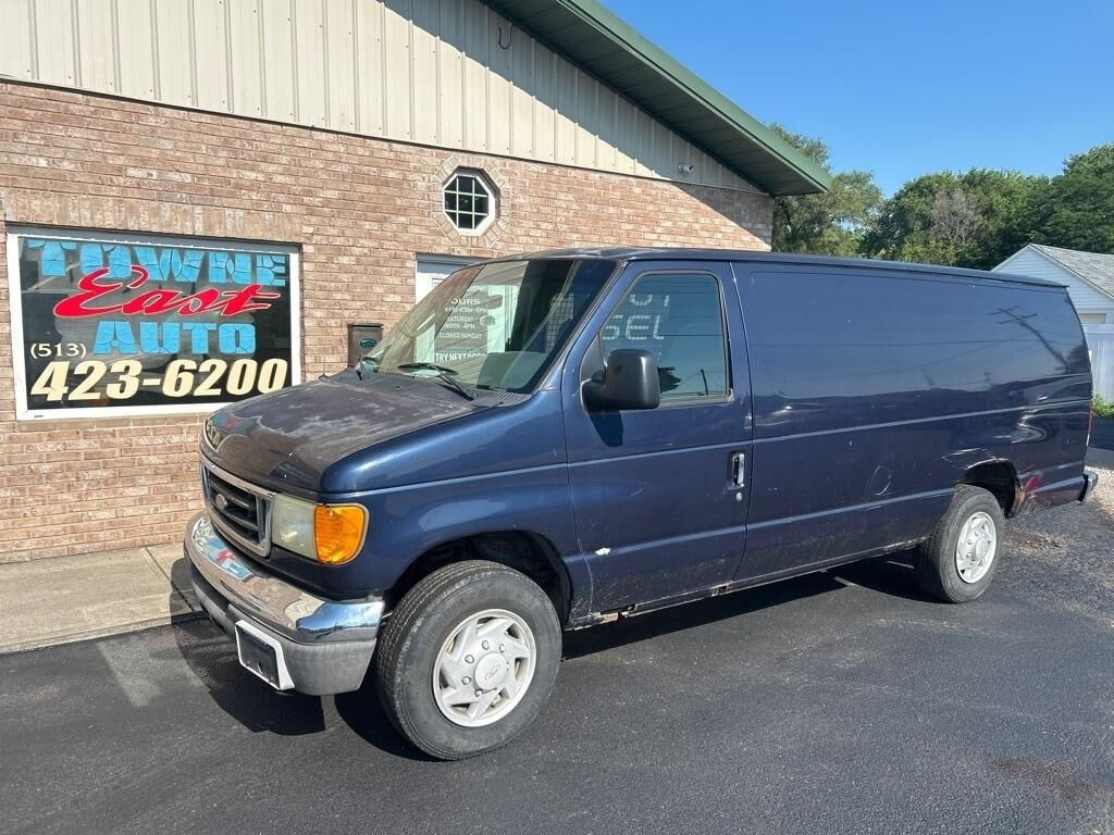 2004 FORD E-250
