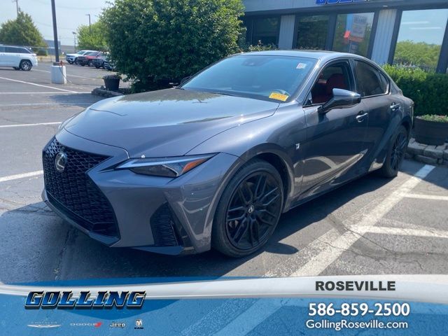2024 LEXUS IS
