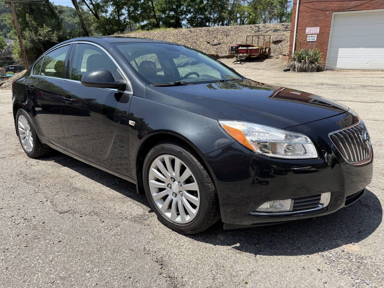 2011 BUICK Regal