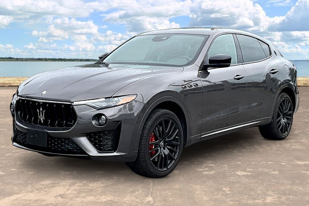 2022 MASERATI Levante