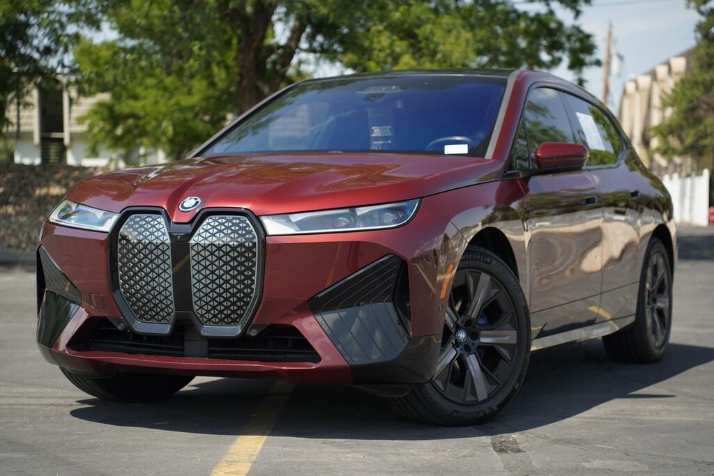 2024 BMW ix