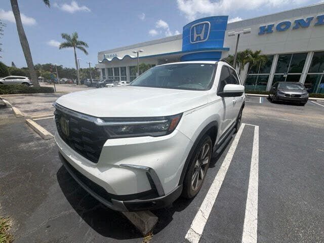 2025 HONDA Pilot