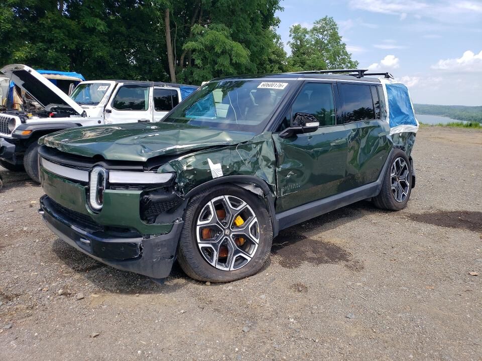 2023 RIVIAN R1S