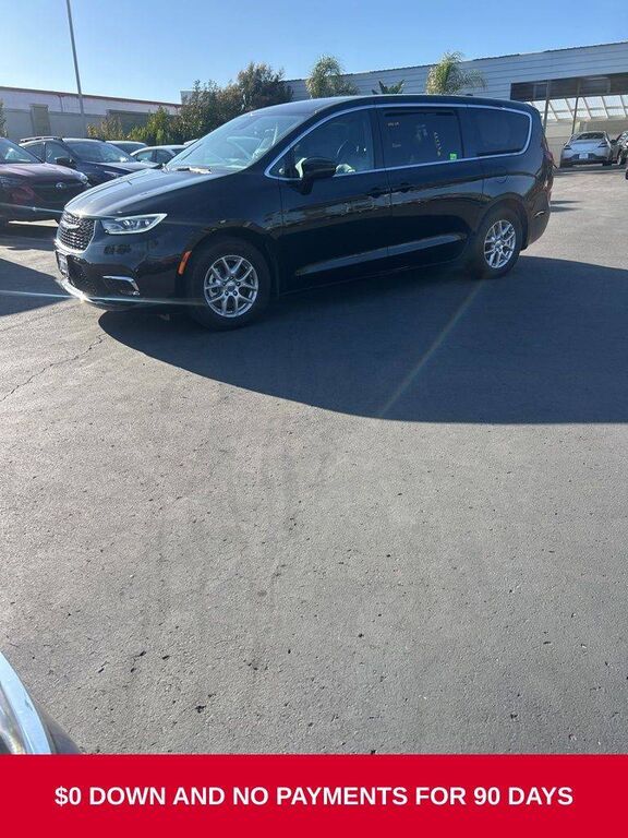 2025 CHRYSLER Pacifica