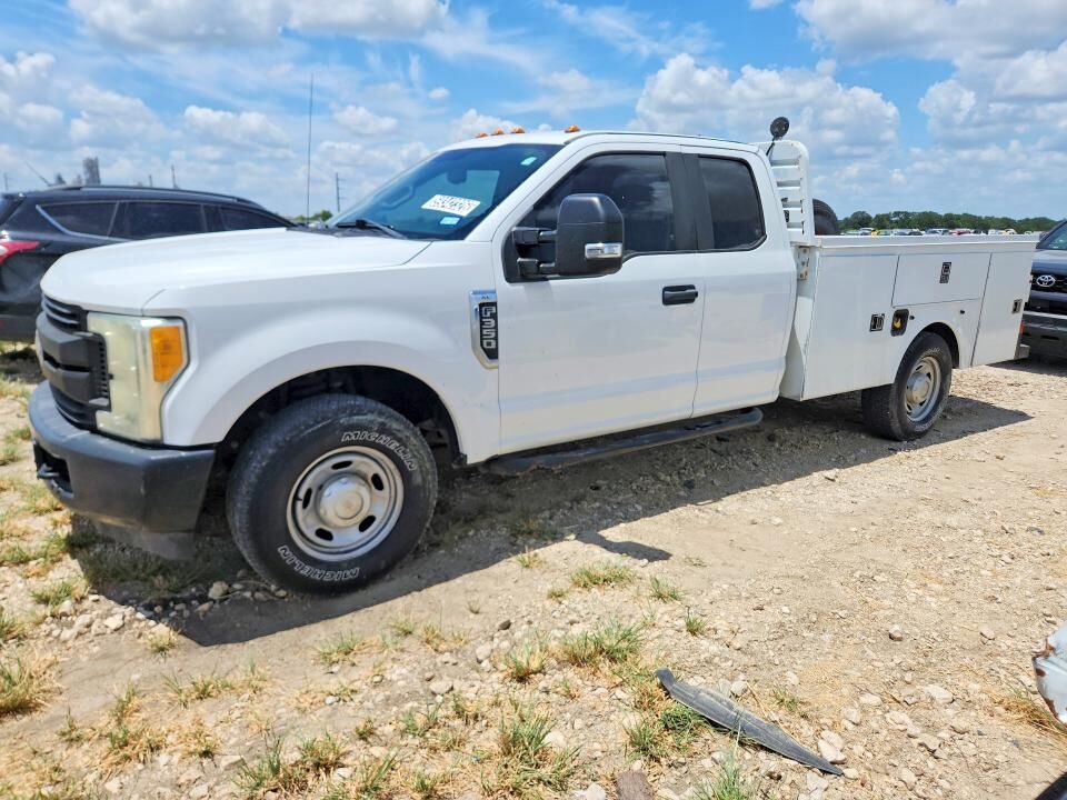 2017 FORD F-350