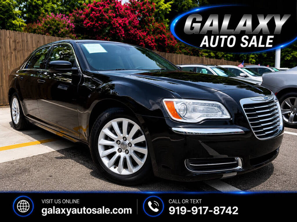 2013 CHRYSLER 300