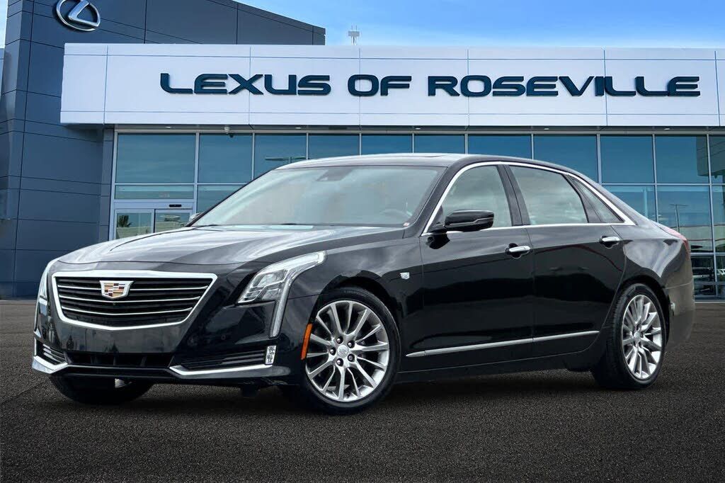 2017 CADILLAC CT6