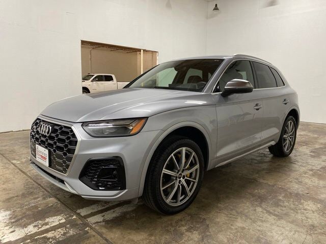 2024 AUDI SQ5