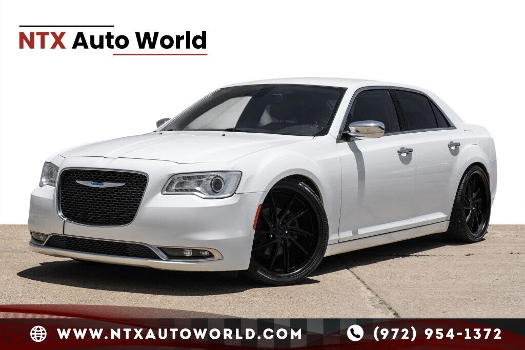 2018 CHRYSLER 300