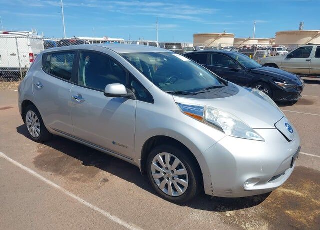 2015 NISSAN Leaf