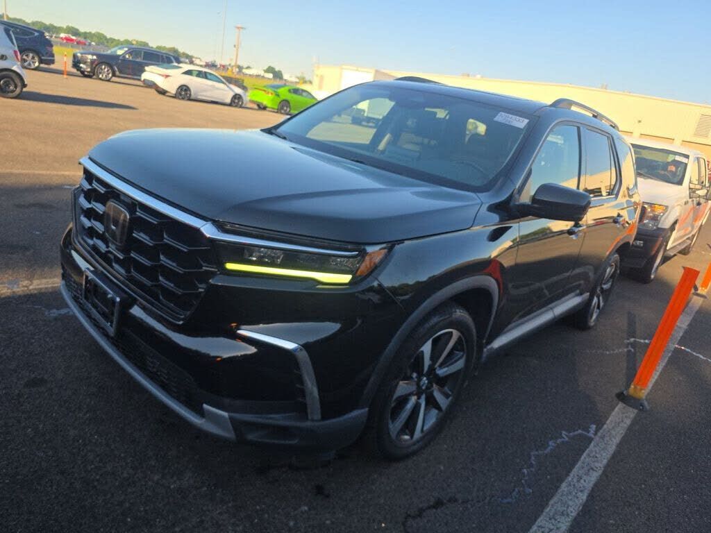 2023 HONDA Pilot