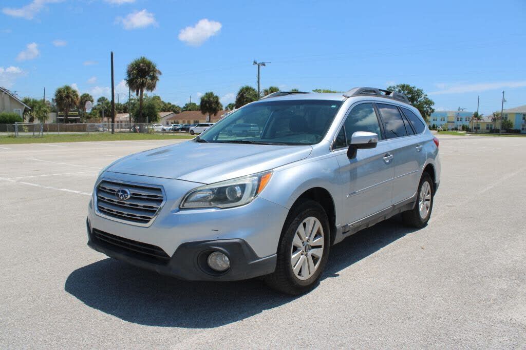 2016 SUBARU Outback