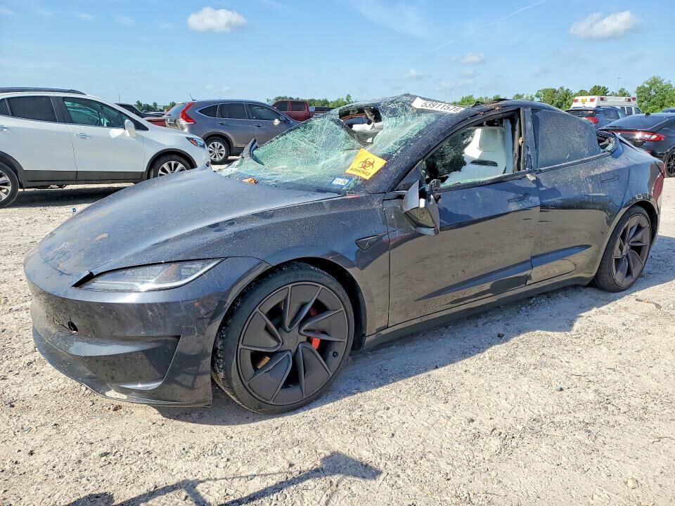 2024 TESLA Model 3