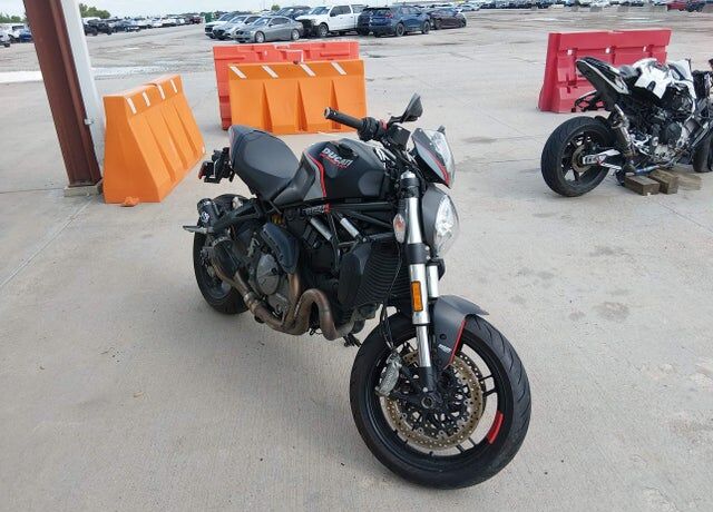 2021 DUCATI Monster