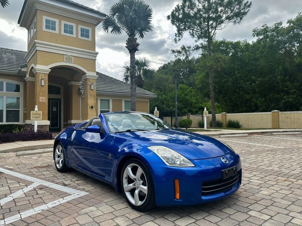 2006 NISSAN 350Z