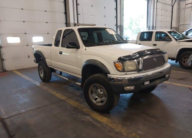 2004 TOYOTA Tacoma