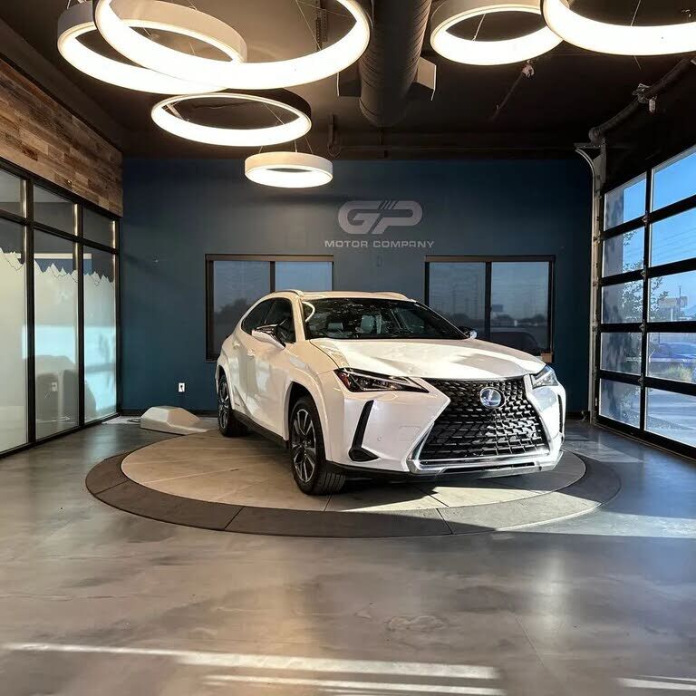 2022 LEXUS UX