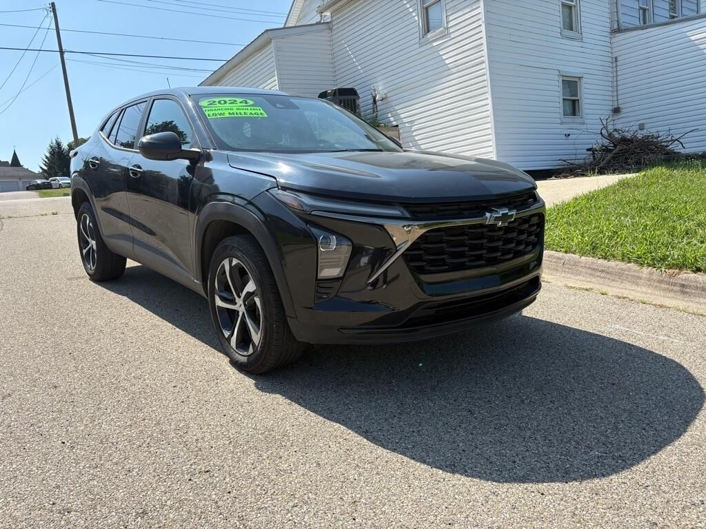 2024 CHEVROLET Trax