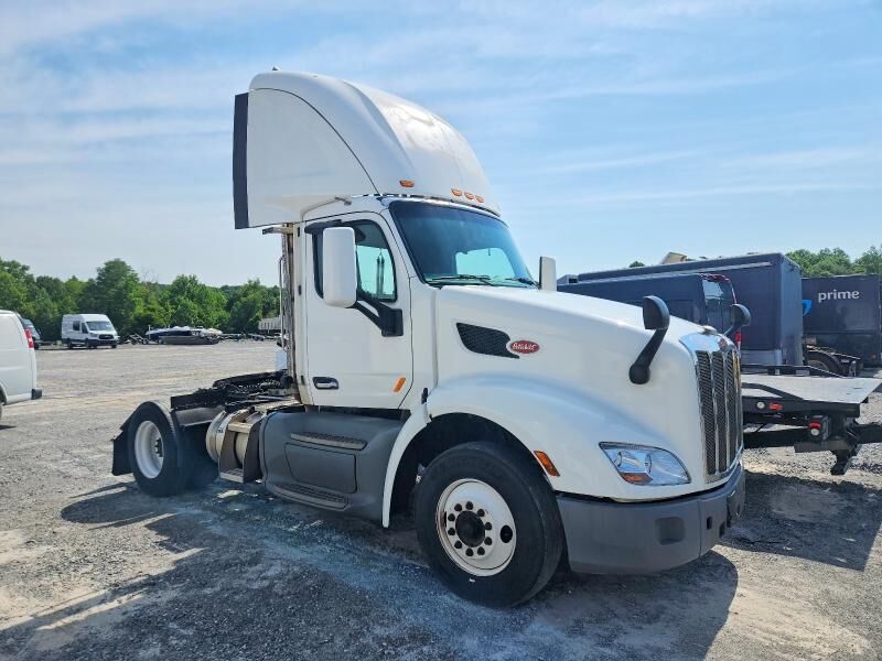 2019 PETERBILT 579