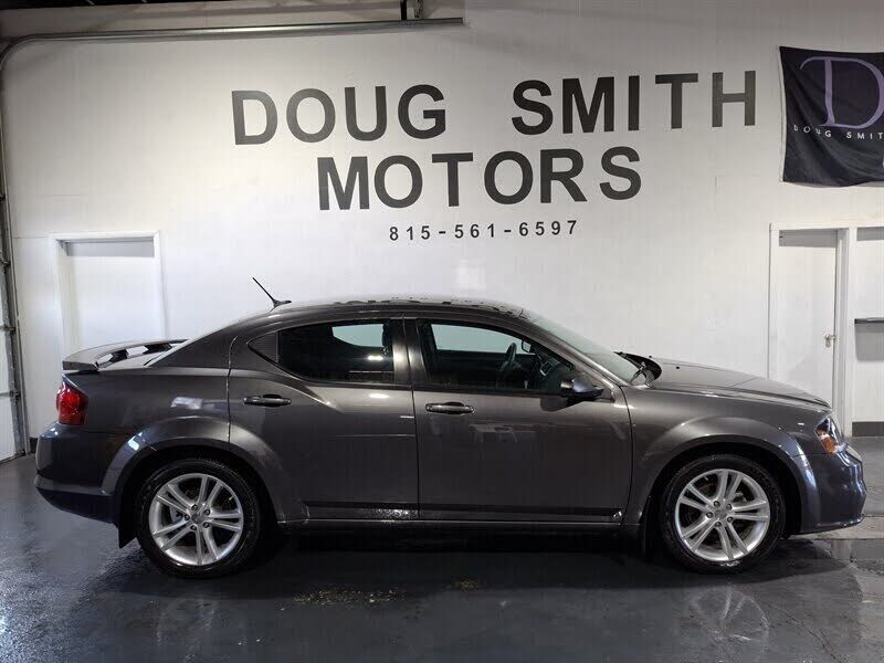 2014 DODGE Avenger