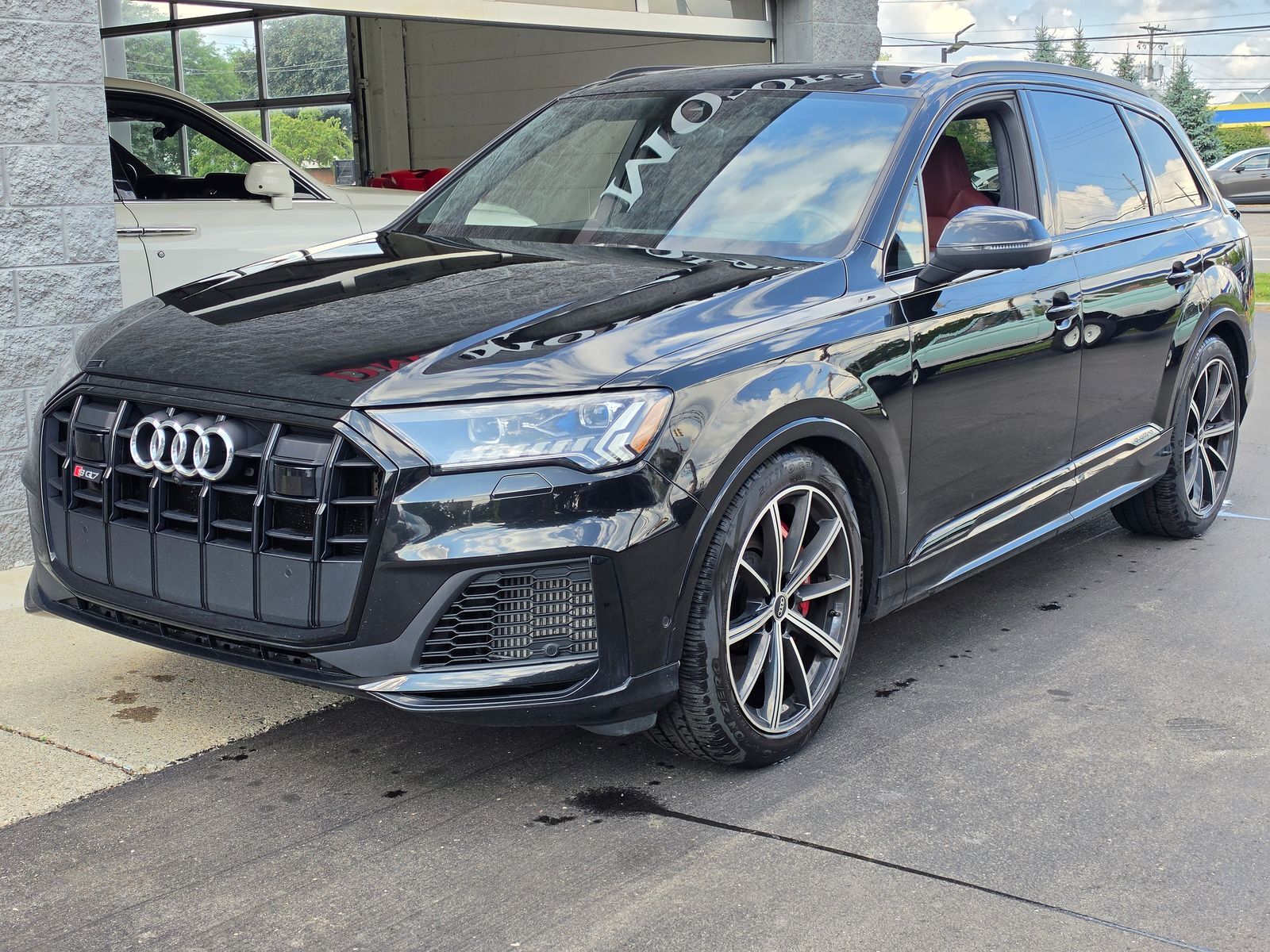 2022 AUDI SQ7