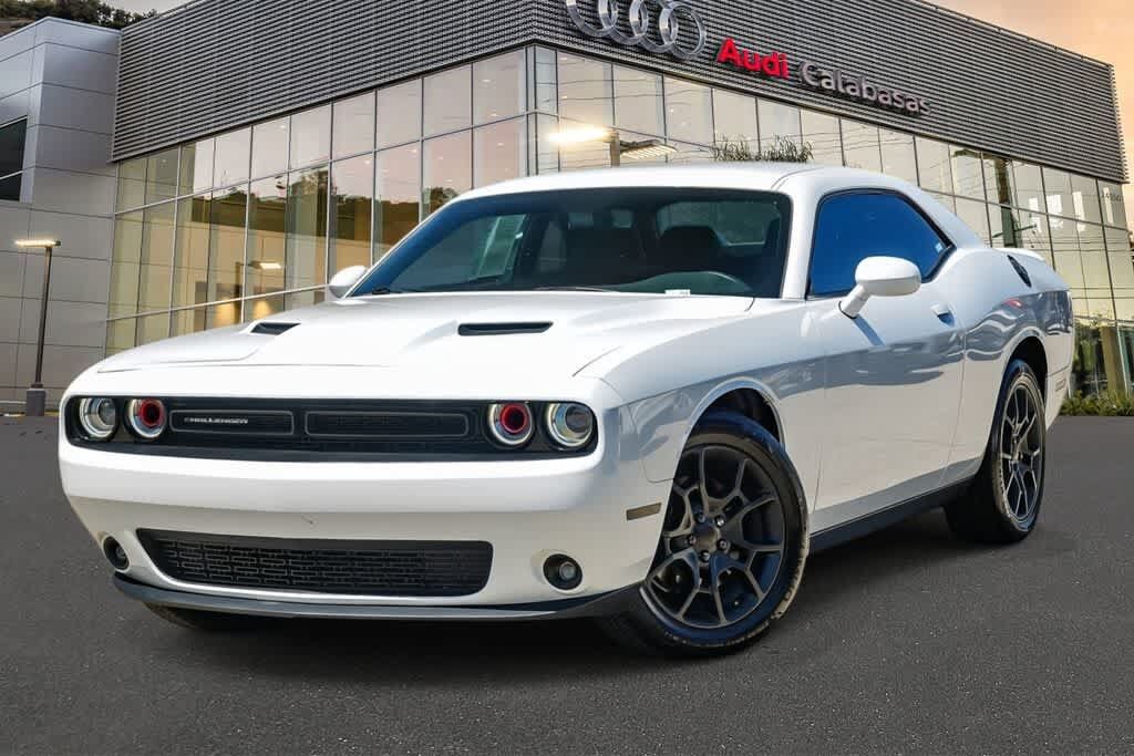 2017 DODGE Challenger