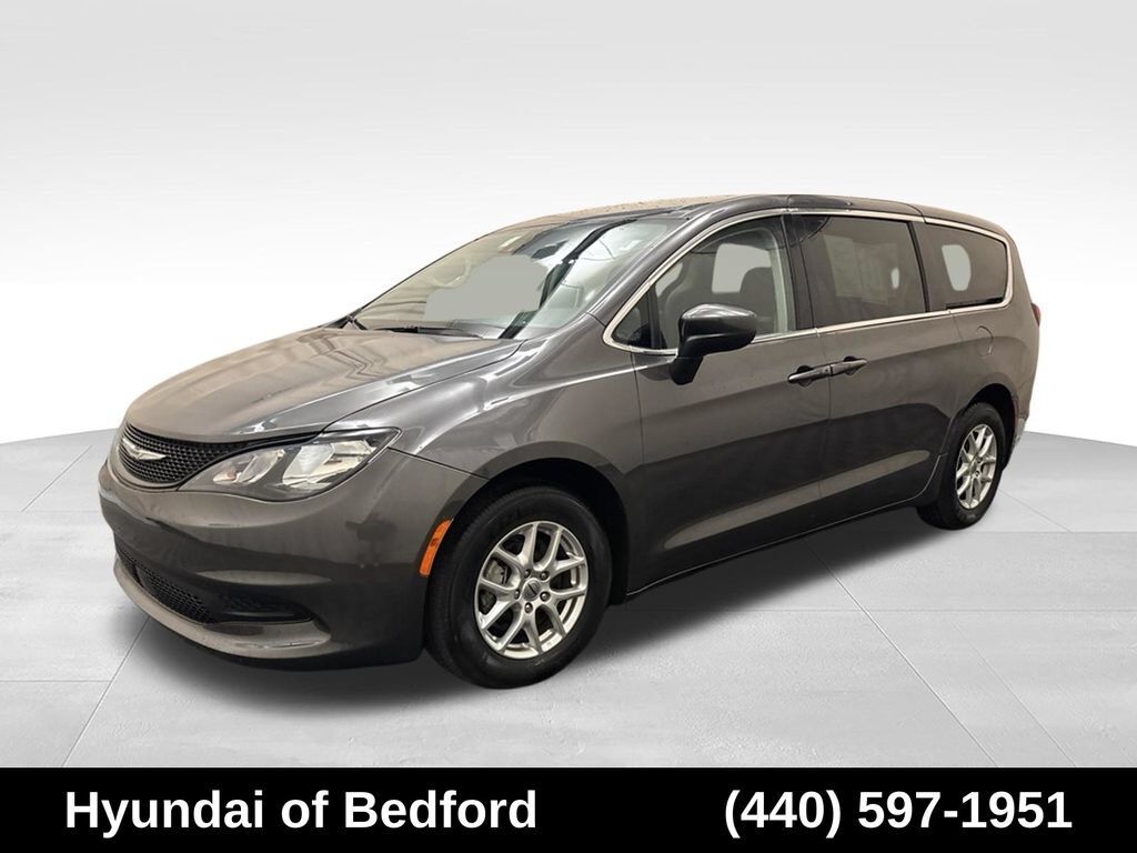 2023 CHRYSLER Voyager