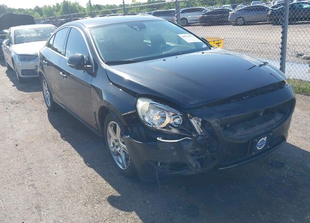 2012 VOLVO S60