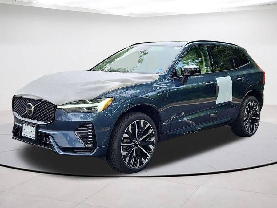 2026 VOLVO XC60