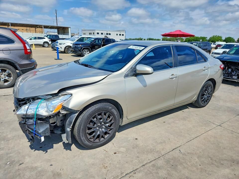 2017 TOYOTA Camry