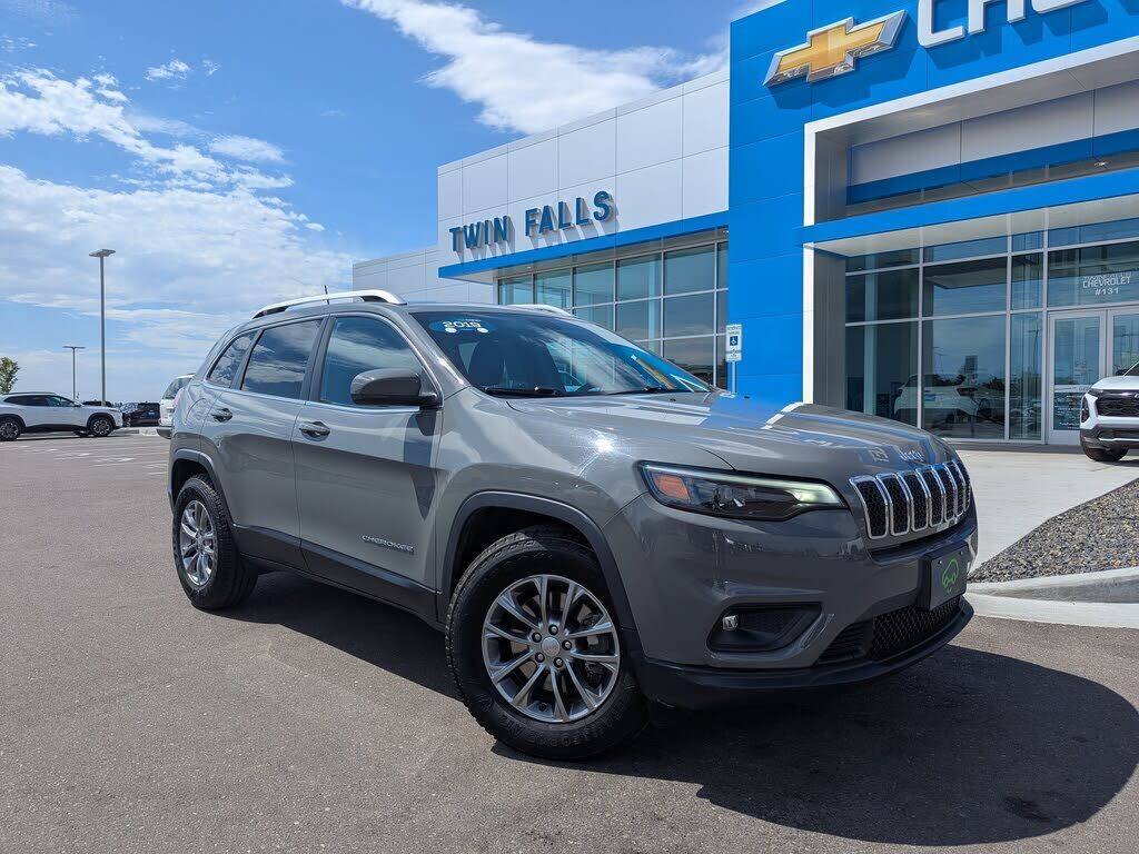 2019 JEEP Cherokee