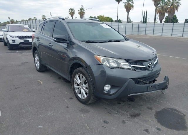 2015 TOYOTA RAV4