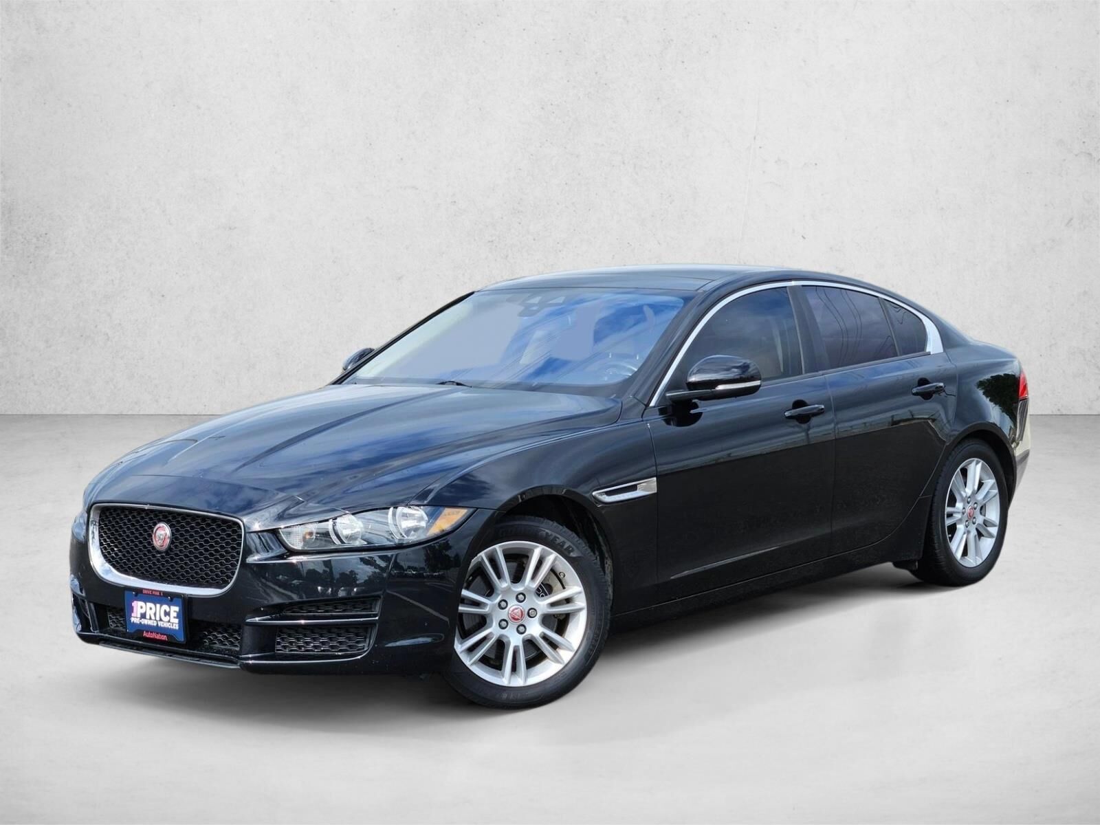 2017 JAGUAR XE