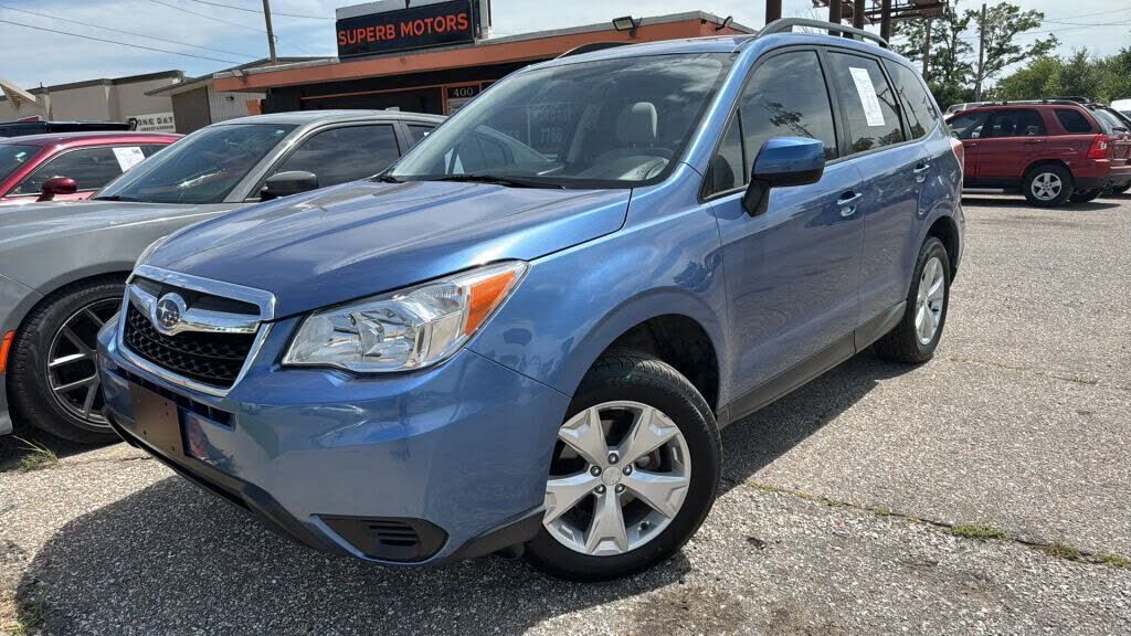 2016 SUBARU Forester