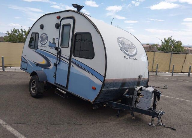 2017 FOREST RIVER Rpod Towable