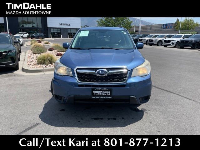 2015 SUBARU Forester