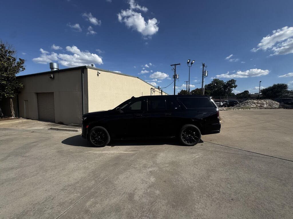 2024 CADILLAC Escalade ESV