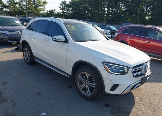 2022 MERCEDES-BENZ GLC-Class