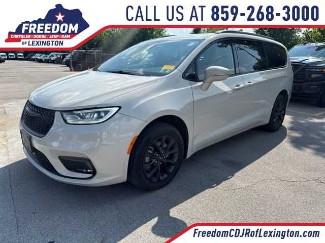 2021 CHRYSLER Pacifica