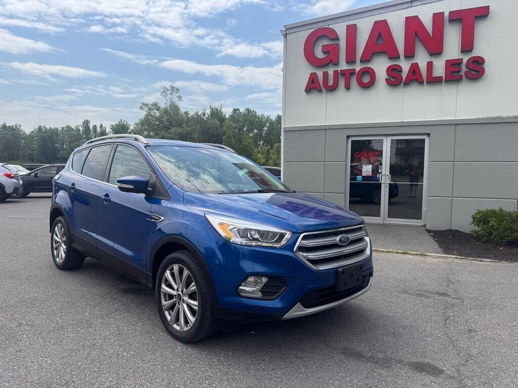 2017 FORD Escape
