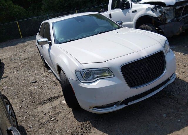 2015 CHRYSLER 300