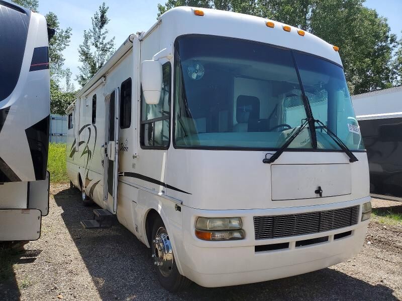 2003 WORKHORSE W22