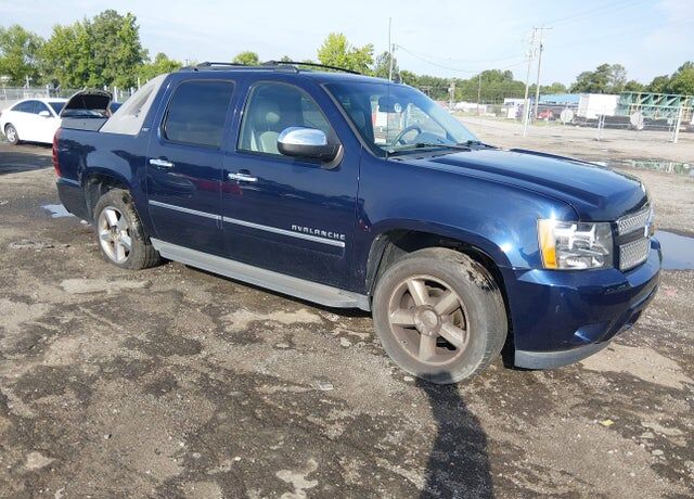 2011 CHEVROLET Avalanche