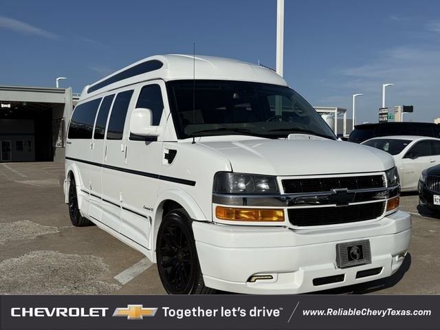 2022 CHEVROLET Express